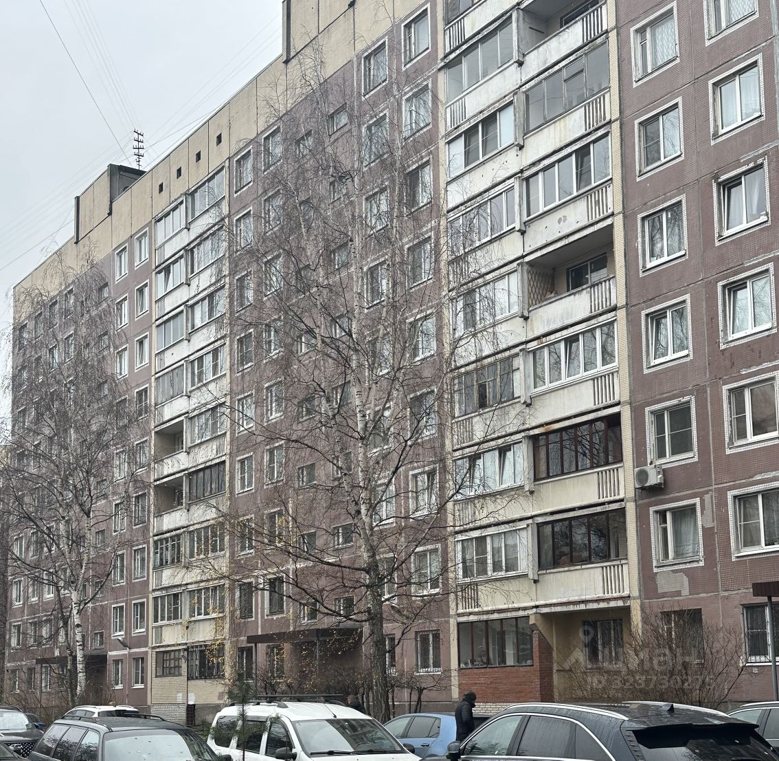 Продажа 2-комн квартиры на вторичном рынке проспект Авиаконструкторов, 13