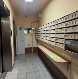 Продажа 1-комн квартиры на вторичном рынке улица Василия Петушкова,  д. 11