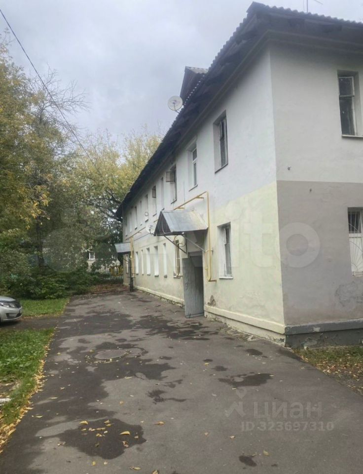 Продажа 3-комн квартиры на вторичном рынке Лобня, улица 40 лет Октября, 5