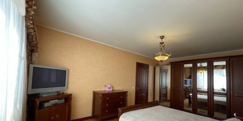 4-комн квартира ул Введенского,  д. 32