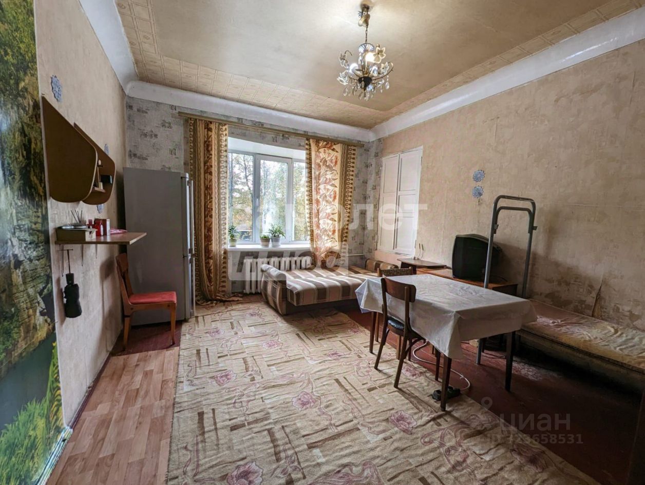 Продажа 4-комн квартиры на вторичном рынке Клин, Первомайская улица, 26