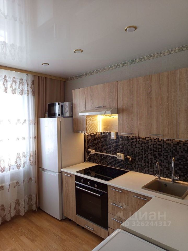 Продажа 2-комн квартиры на вторичном рынке Дубровка пгт, улица Школьная, 25