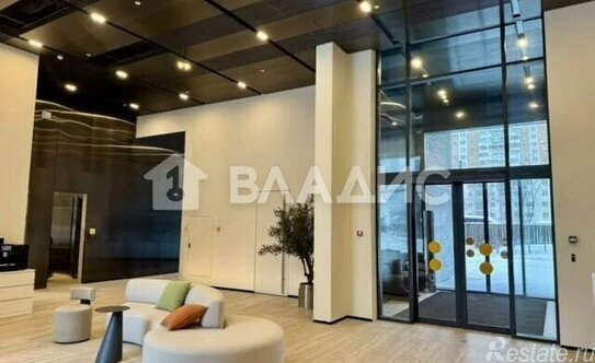 Продажа 2-комн квартиры на вторичном рынке Снежная улица
