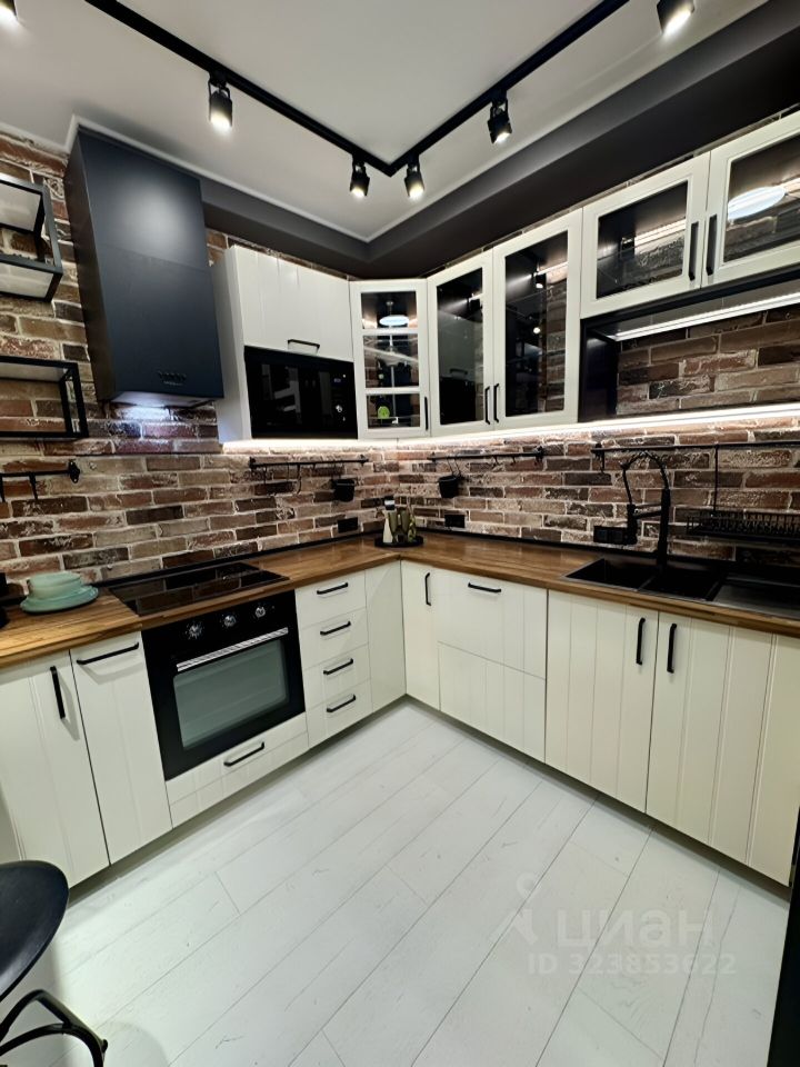 Продажа 2-комн квартиры на вторичном рынке Гражданский проспект, 107к4