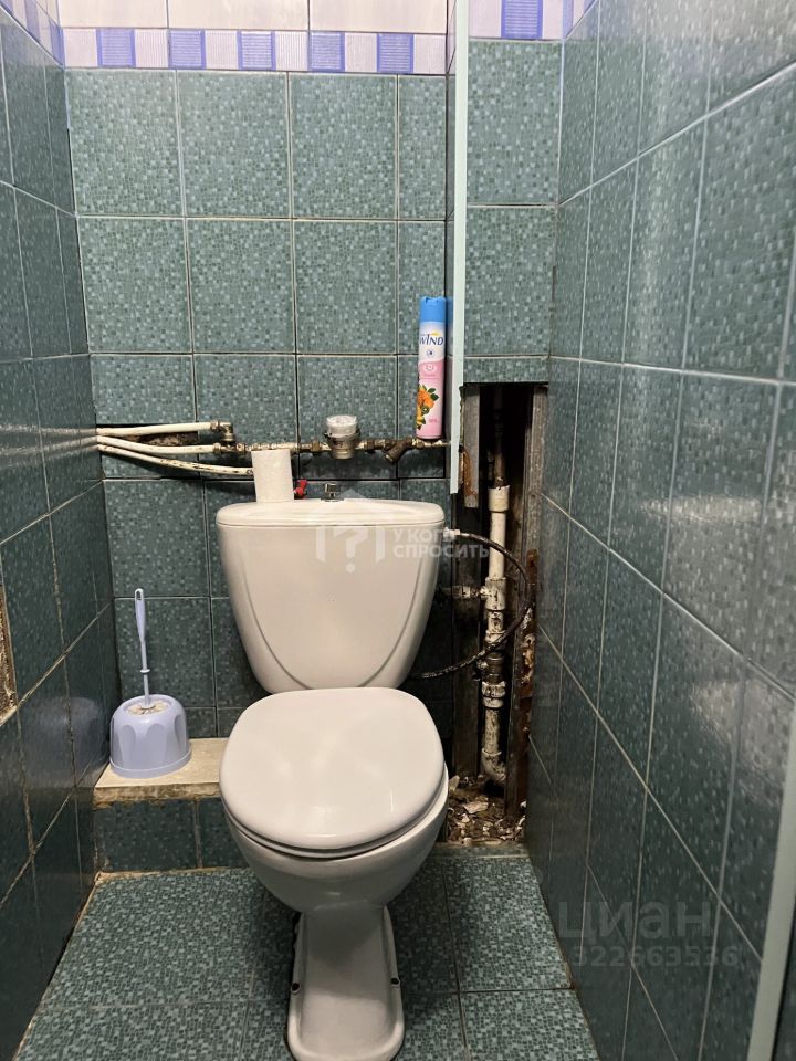 Продажа комнаты Ломоносов, улица Победы, 3