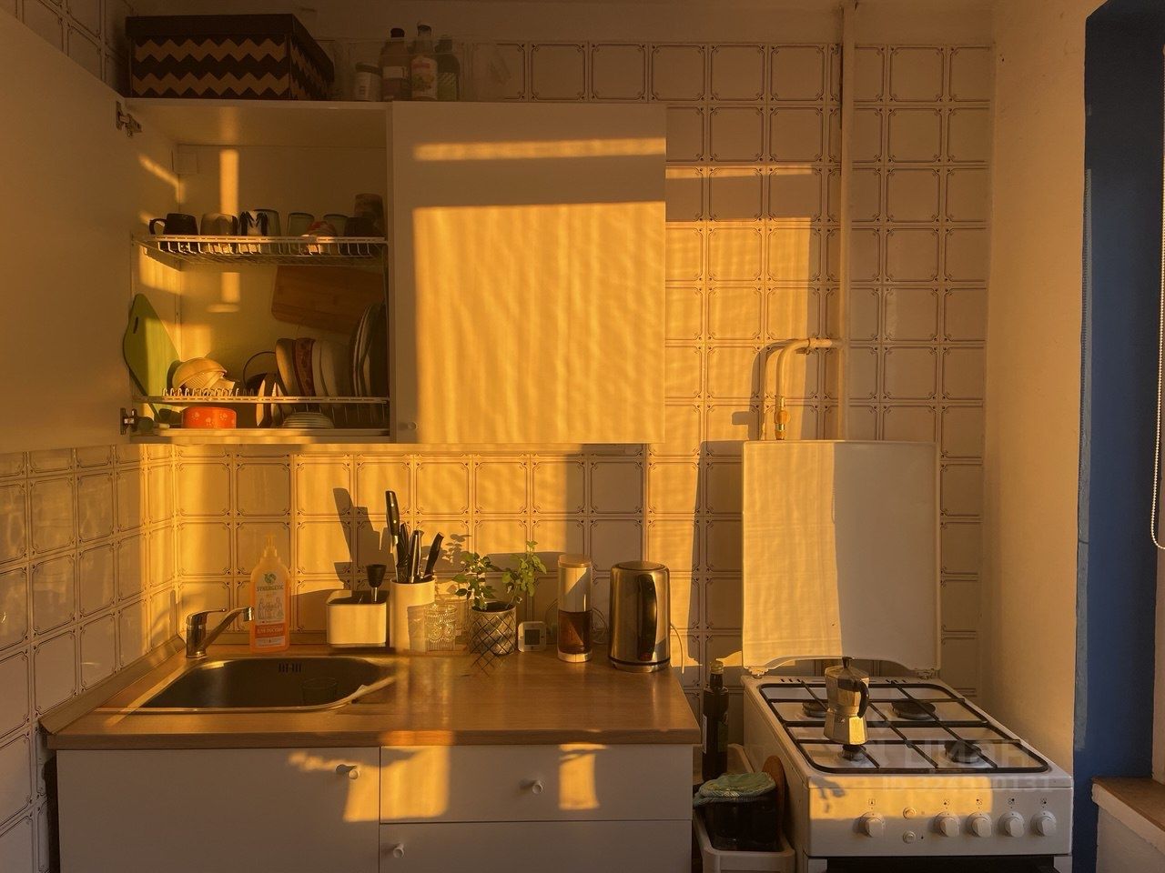 Продажа 2-комн квартиры на вторичном рынке Ракетный бульвар, 15