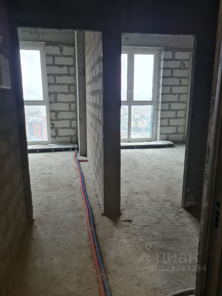 Продажа 2-комн квартиры на вторичном рынке улица Петра Алексеева, 14