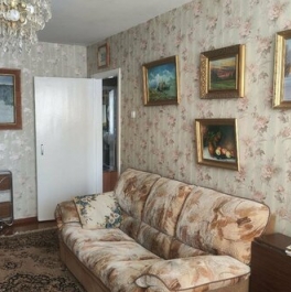 Продажа 3-комн квартиры на вторичном рынке Луга, ул Кингисеппа,  д. 6