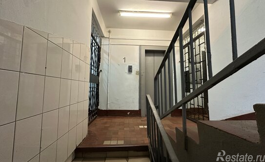 Продажа 1-комн квартиры на вторичном рынке Окская улица,  д. 22/2