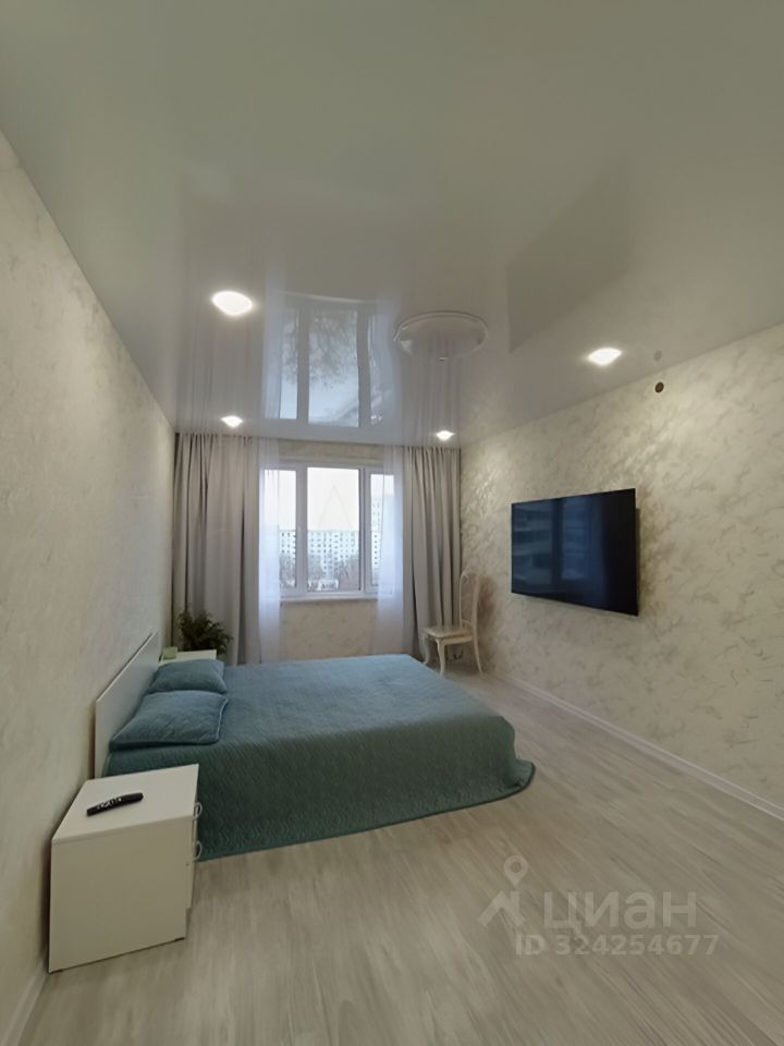 Продажа 2-комн квартиры на вторичном рынке улица Исаковского, 18