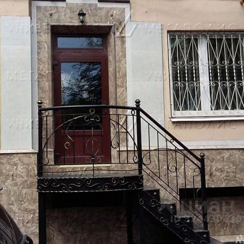 Офис Левшинский Б. пер,  д. 17