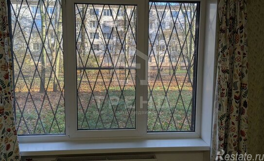 Продажа 1-комн квартиры на вторичном рынке Космонавтов пр-кт,  д. 68 к1