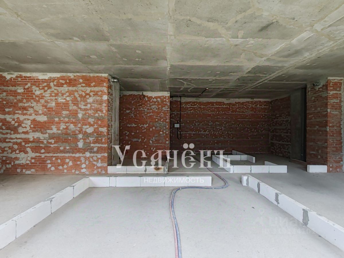 Продажа 2-комн квартиры на вторичном рынке улица Усачева, 15А