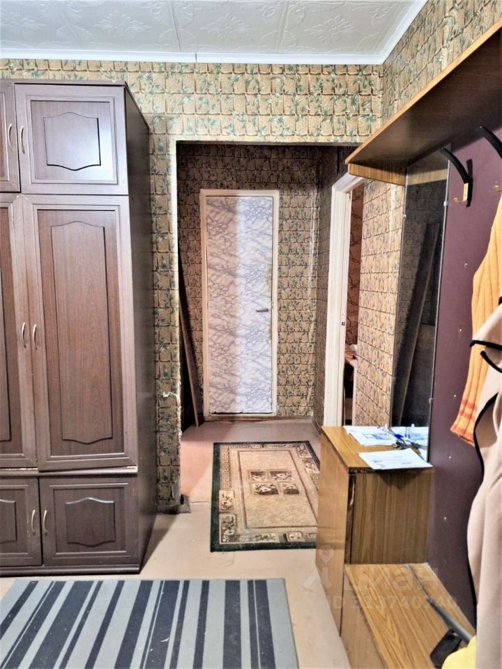 Продажа 3-комн квартиры на вторичном рынке Луга, проспект Кирова, 22к2