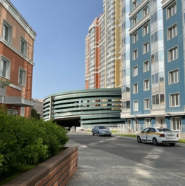 Продажа 3-комн квартиры на вторичном рынке ул Кустодиева,  д. 7,  к. 1