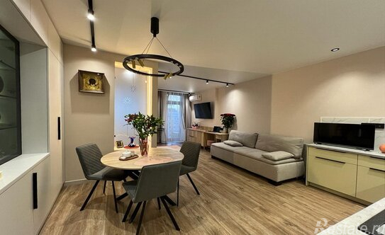 Продажа 1-комн квартиры на вторичном рынке Нахимовский пр-кт,  д. 31 к3