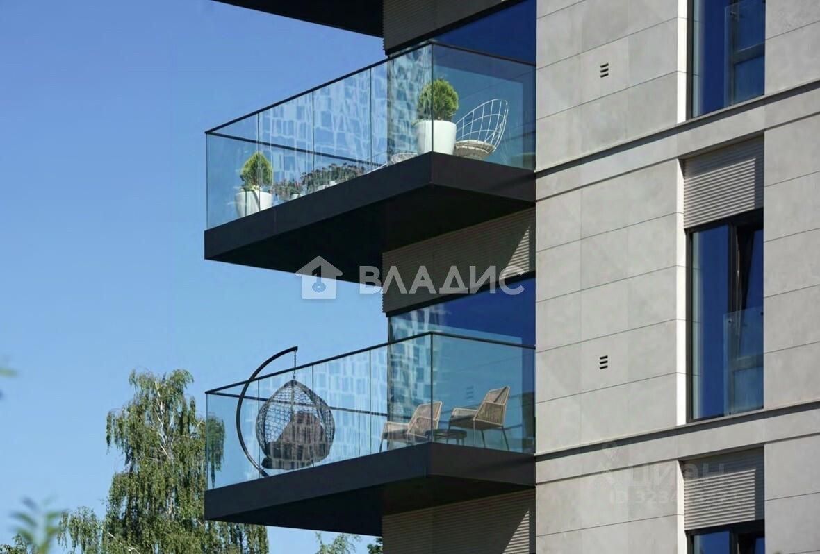 Продажа 3-комн квартиры на вторичном рынке Мосфильмовская улица, 1к10