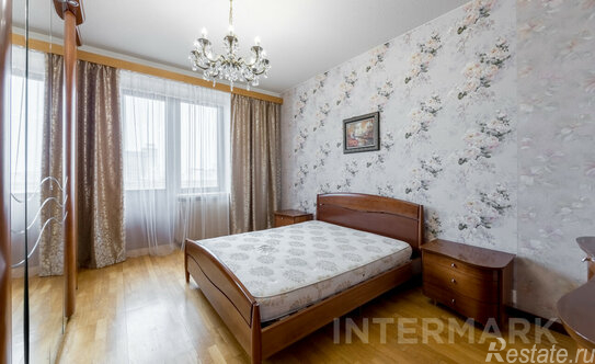 Аренда 6-комн квартиры на вторичном рынке Скаковая улица,  д. 5