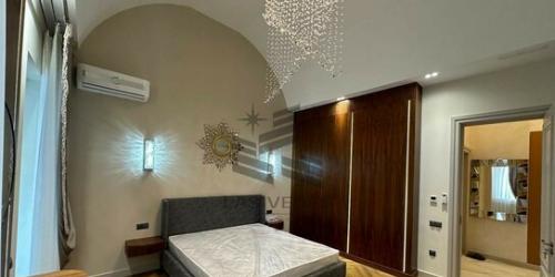 3-комн квартира Добролюбова пр-кт,  д. 2