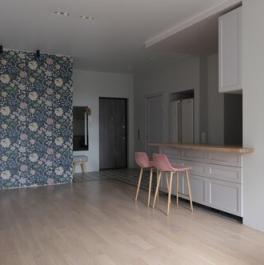 Продажа 3-комн квартиры на вторичном рынке улица Савушкина,  д. 43