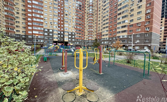 Продажа 1-комн квартиры на вторичном рынке Сосновый Бор, ул Объездная дорога,  д. 2