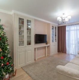 Продажа 2-комн квартиры на вторичном рынке Маршала Блюхера пр-кт