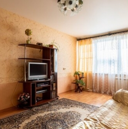 Продажа 3-комн квартиры на вторичном рынке ул Лужская,  д. 4,  к. 1