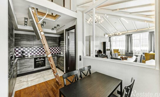 Продажа 4-комн квартиры на вторичном рынке Островной проезд,  д. 8