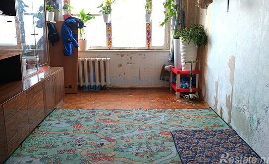 Продажа 3-комн квартиры на вторичном рынке Подольск, улица Космонавтов,  д. 2