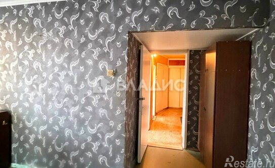 Продажа 3-комн квартиры на вторичном рынке улица Шотмана,  д. 6 к1