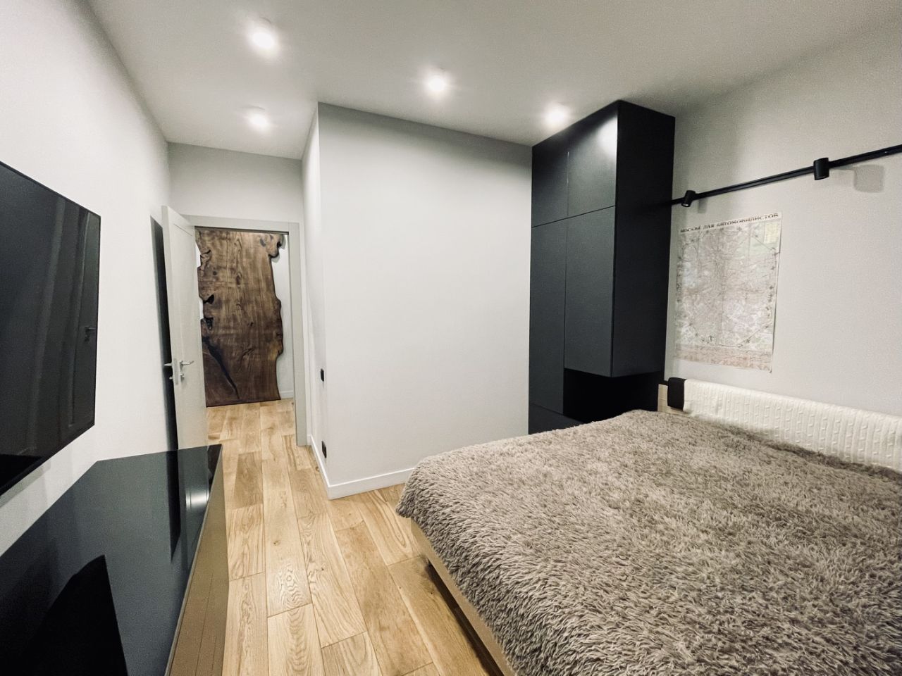 Аренда 3-комн квартиры на вторичном рынке Ленинский проспект, 105к3