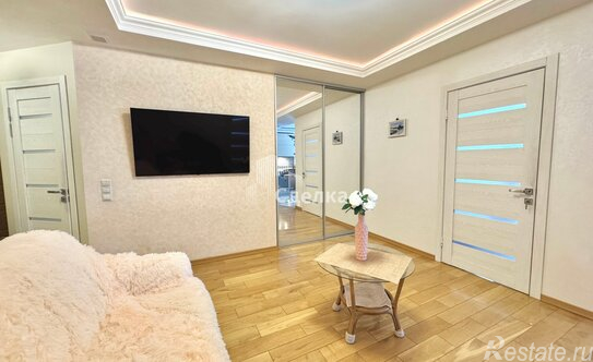 Продажа 3-комн квартиры на вторичном рынке Коломна, улица Девичье Поле,  д. 12 к2