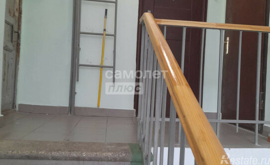 Продажа 2-комн квартиры на вторичном рынке район Щербинка, Театральная улица,  д. 6