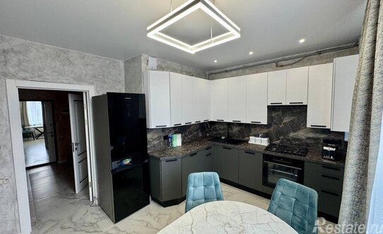 Продажа 2-комн квартиры на вторичном рынке Яхрома, ул Парковая,  д. 8