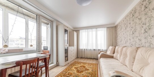 4-комн квартира Подвойского ул,  д. 26,  к. 1