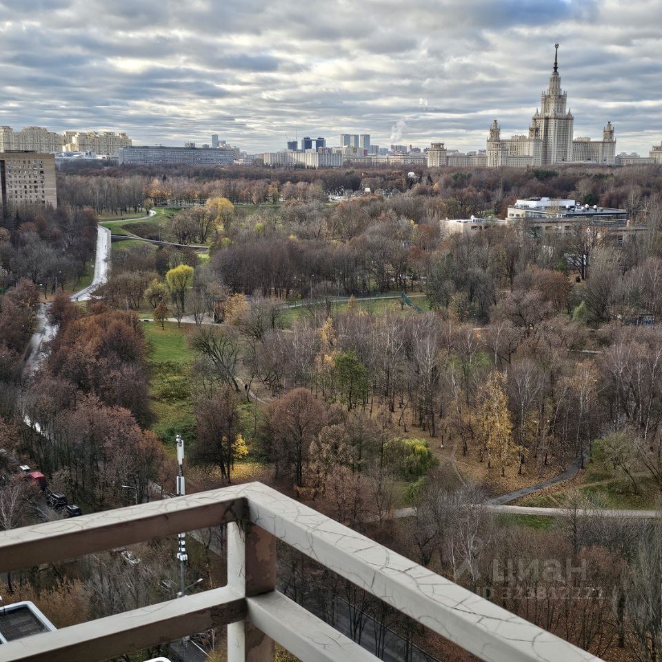 Продажа 5-комн квартиры на вторичном рынке улица Фотиевой, 6к1