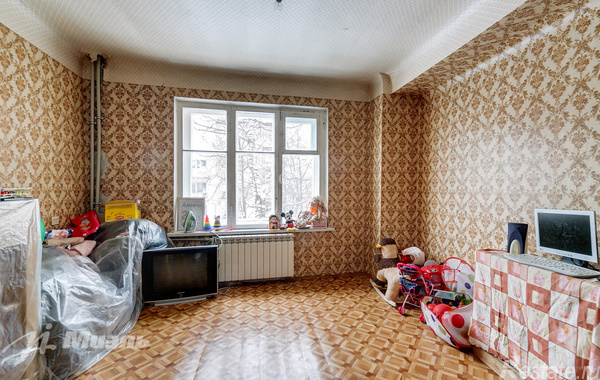 Продажа 4-комн квартиры на вторичном рынке Электросталь, Маяковского ул,  д. 7