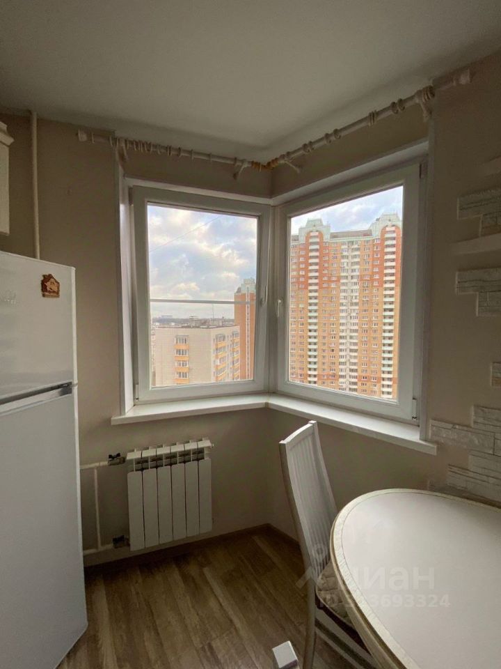 Продажа 2-комн квартиры на вторичном рынке улица Главмосстроя, 22к1