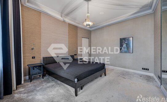 Продажа 5-комн квартиры на вторичном рынке улица Пречистенка,  д. 27