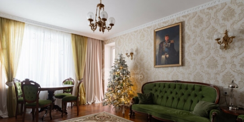 4-комн квартира Дыбенко ул,  д. 42