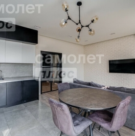 Продажа 3-комн квартиры на вторичном рынке Машиностроения 1-я ул,  д. 10