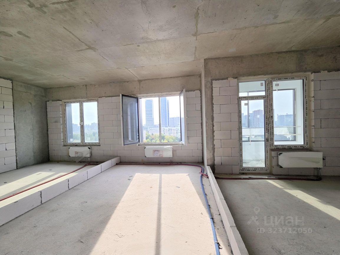 Продажа 4-комн квартиры на вторичном рынке Винницкая улица, 8к1