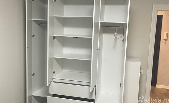 Продажа 2-комн квартиры на вторичном рынке наб Реки Смоленки,  д. 3,  к. 1