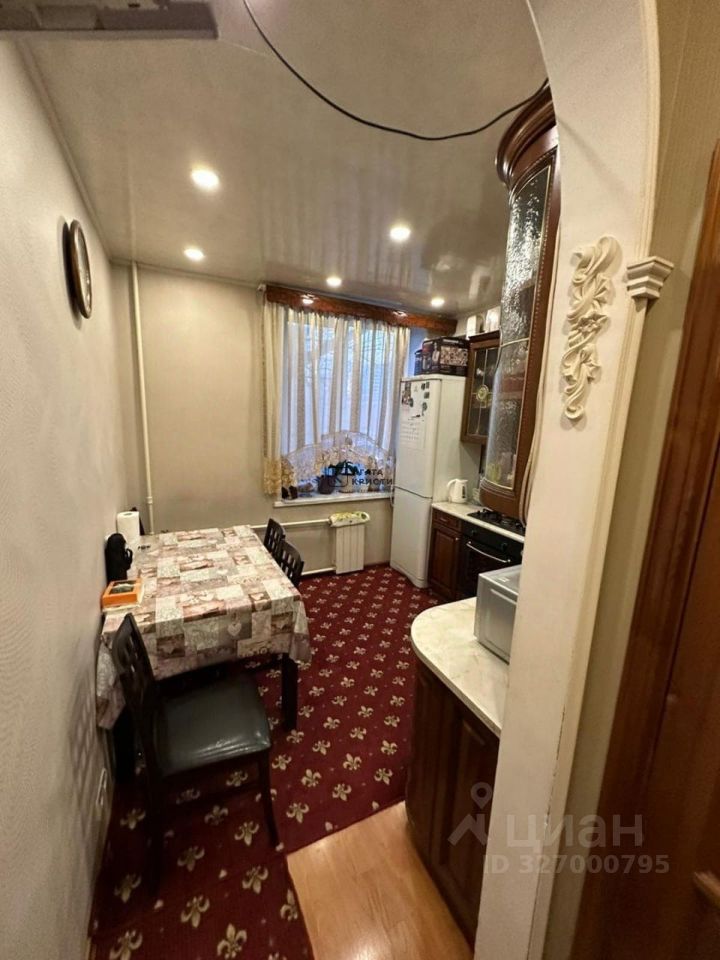 Продажа 3-комн квартиры на вторичном рынке Новорогожская улица, 3