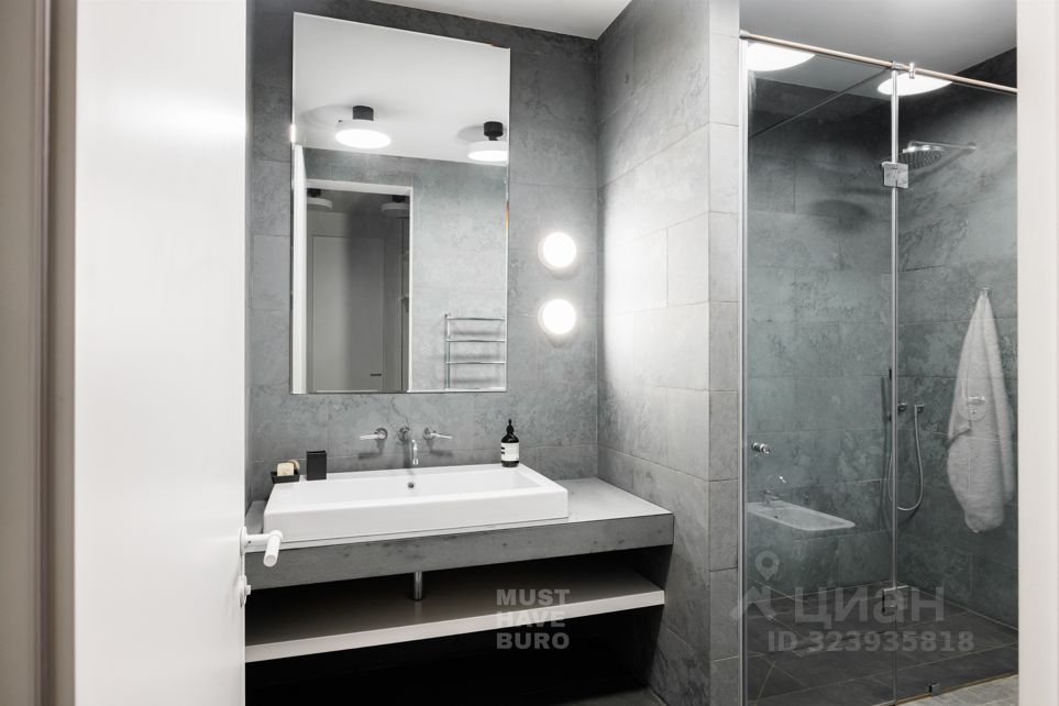 Продажа 3-комн квартиры на вторичном рынке улица Советской Армии, 6