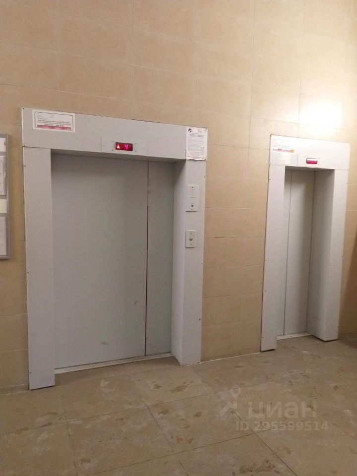 Продажа 2-комн квартиры на вторичном рынке пос. Шушары, улица Вишерская, 24