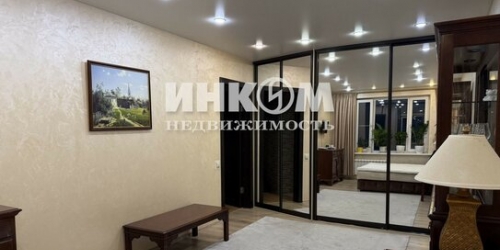 1-комн квартира улица Плещеева,  д. 7В