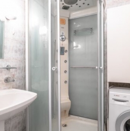 Продажа 2-комн квартиры на вторичном рынке Кутузовский пр-кт