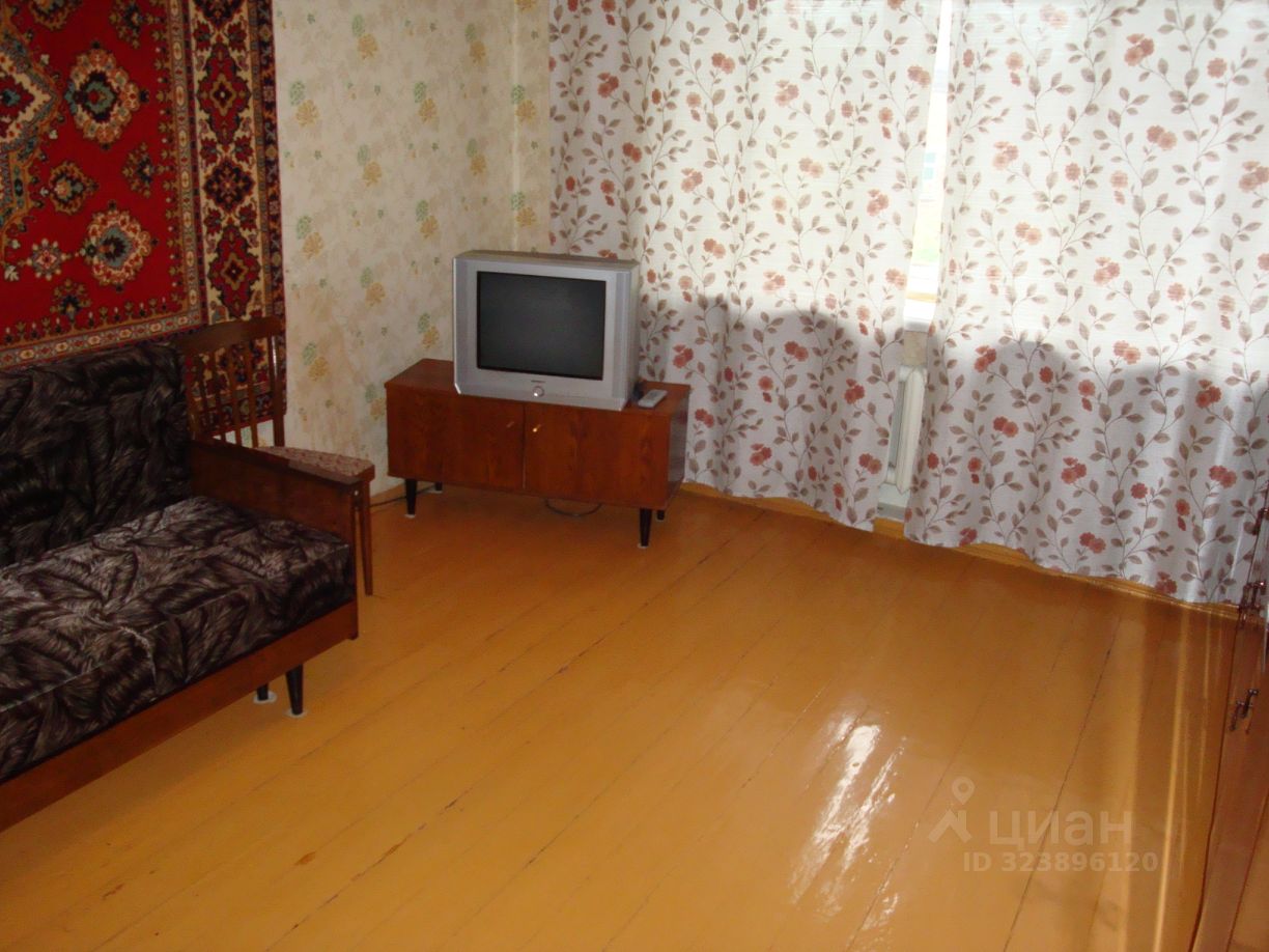 Продажа 2-комн квартиры на вторичном рынке Электросталь, Пионерская улица, 25