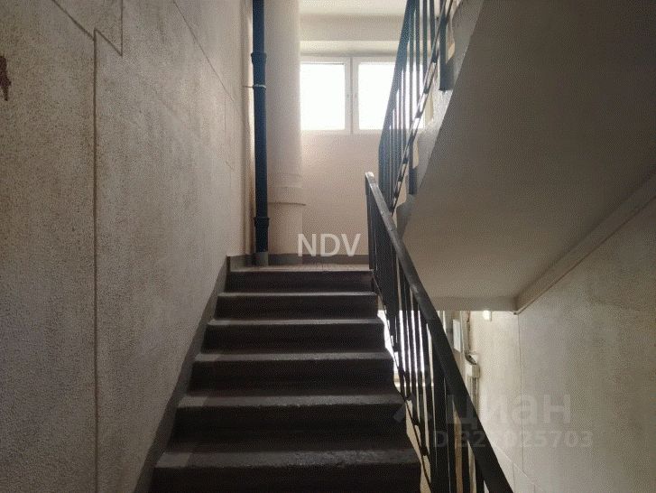 Продажа 1-комн квартиры на вторичном рынке Елецкая улица, 35К2